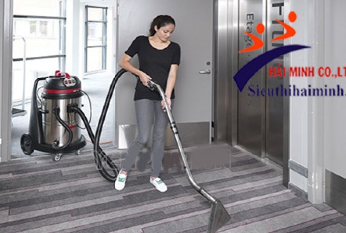 Vì sao mỗi gia đình nên sở hữu một chiếc máy phun hút giặt thảm?