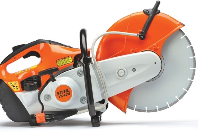 Mách bạn cách sử dụng máy cắt bê tông