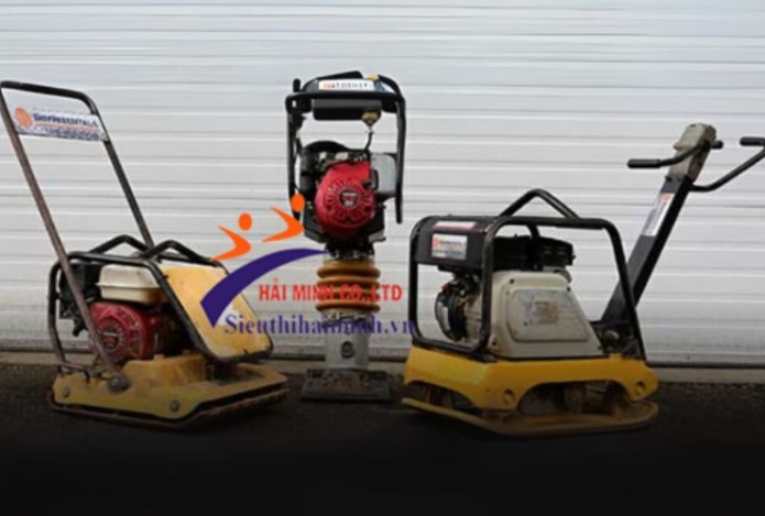 Những loại máy đầm bê tông phổ biến trong xây dựng