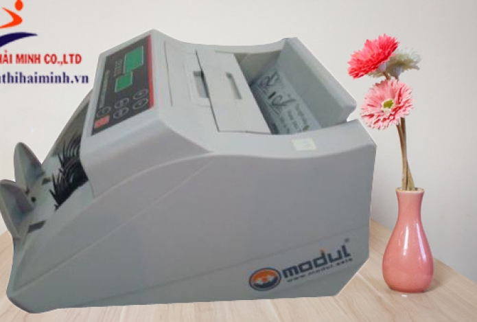 Chỉ với 3 triệu đồng nên mua máy đếm tiền loại nào?