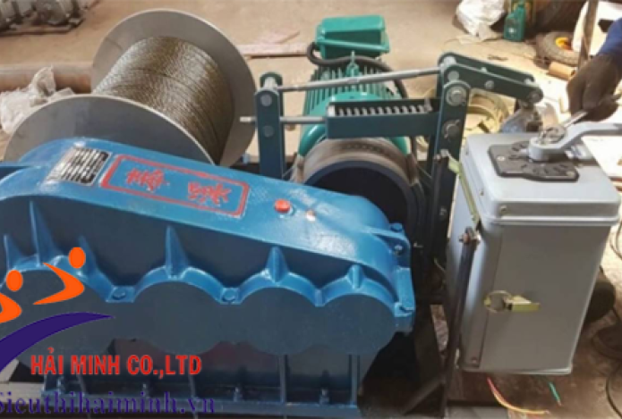 Nguyên lý hoạt động và cách lắp đặt tời kéo mặt đất