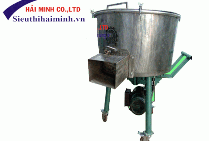 Trộn thức ăn cực nhanh bằng máy trộn thức ăn chăn nuôi