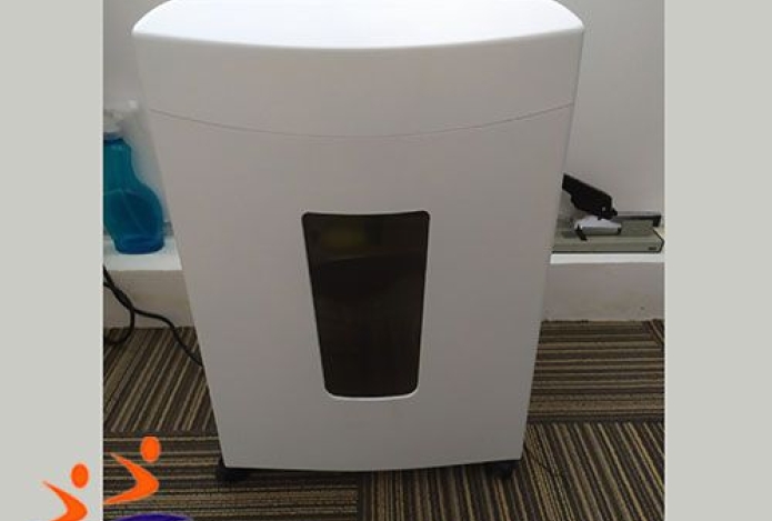 Giao con máy hủy tài liệu Magitech OM-16XC 28/5/2021