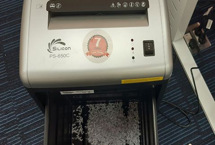 Giao máy hủy tài liệu Silicon PS-650C ở HCM