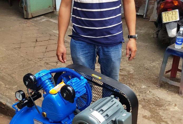 Kỹ thuật Hải Minh giao nhanh 2 con máy nén khí gia đình siêu hot cho khách hôm nay