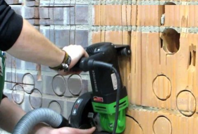 Máy khoan cắt rãnh tường có tác dụng gì ?