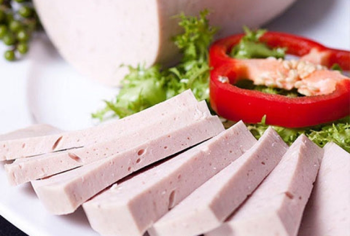 Hướng dẫn cách làm giò lụa đơn giản thơm ngon an toàn vào dịp Tết