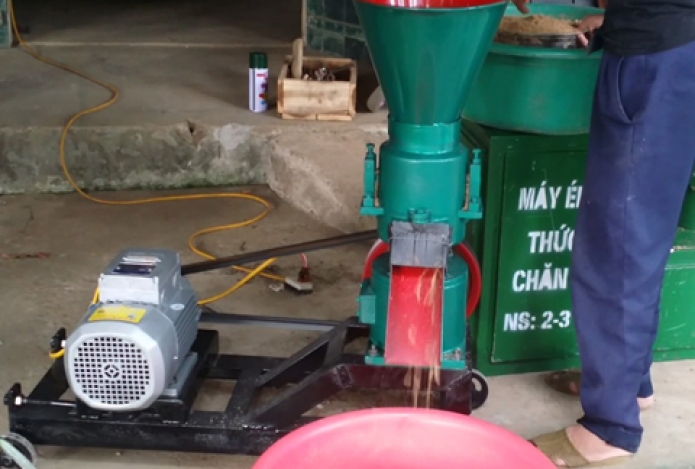 Mua Máy Ép Cám Viên Cũ Thanh Lý Hay Không ?