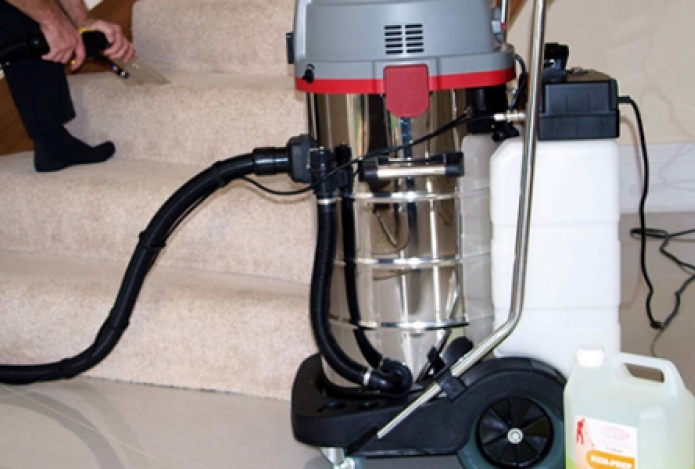 Hướng dẫn cách chọn máy giặt thảm phun hút cũ chuẩn nhất