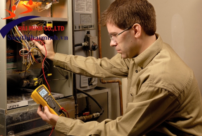 Các bước sử dụng đồng hồ đo điện vạn năng điện tử để đo điện áp