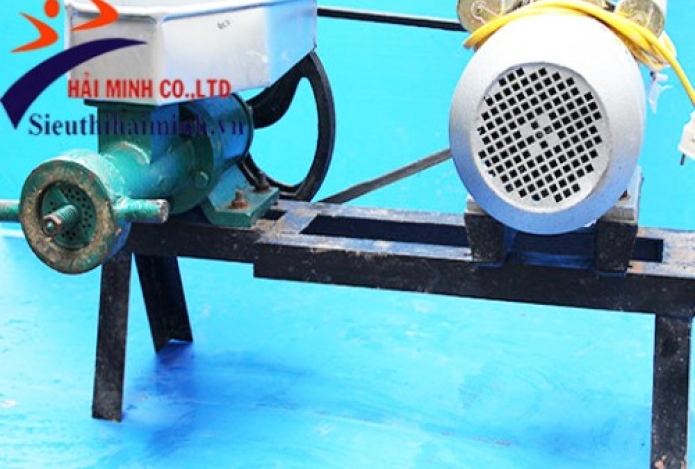 NHỮNG ĐIỀU BẠN NÊN BIẾT VỀ MÁY ÉP CÁM VIÊN TRỤC NGANG HMV-02