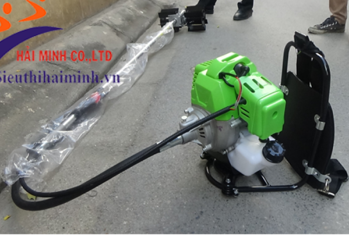 Máy xạc cỏ đẩy tay với những ưu điểm vượt trội