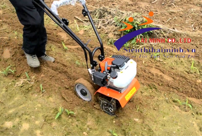 Máy xới đất là gì và công dụng của máy xới đất