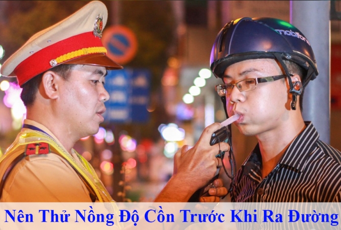 Lo bị xử phạt, nhiều người đổ xô mua máy đo nồng độ cồn tại Hải Minh