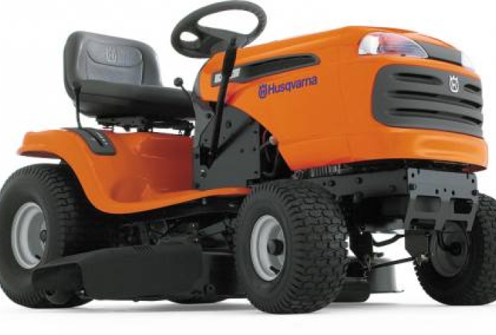 Xe cắt cỏ và cách phân biệt hàng nhái hàng thật