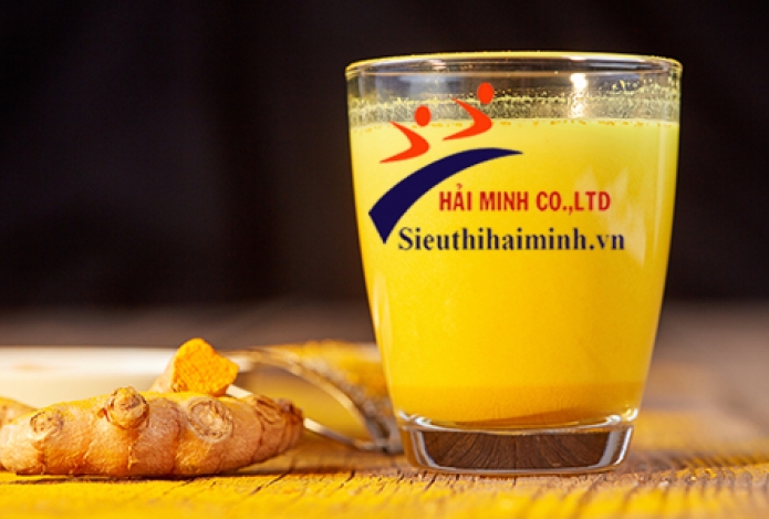Cách làm nước nghệ tươi uống AN TOÀN sức khỏe nhất