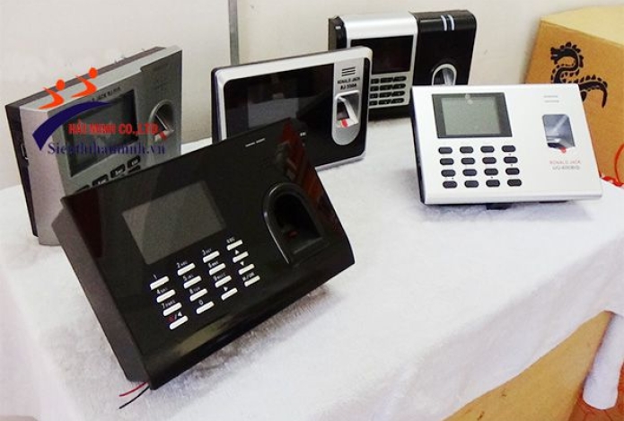 Khắc phục lỗi hay gặp khi sử dụng máy chấm công