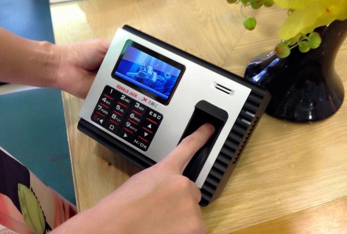 Hướng dẫn khắc phục lỗi kết nối máy chấm công