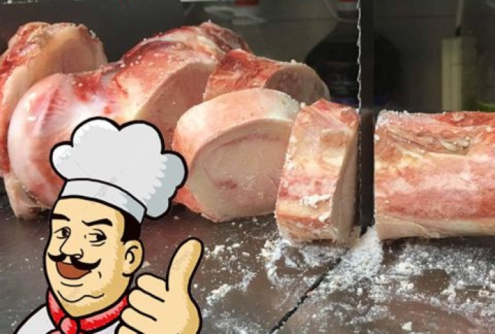 Lưu ý sử dụng máy cưa xương thịt vệ sinh an toàn thực phẩm