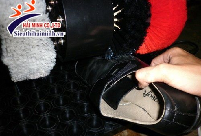 Mách bạn địa điểm mua máy đánh giày Sakura uy tín