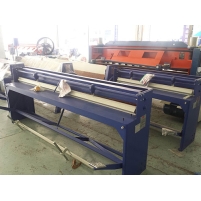 Hình ảnh Bàn cắt tôn đạp chân HM-Q11-1x2500