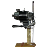 Máy cắt vải đứng Yamafuji AM7512 Hình ảnh Máy cắt vải đứng Yamafuji AM7512