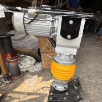 Máy đầm cóc chạy điện Fuki HCD100