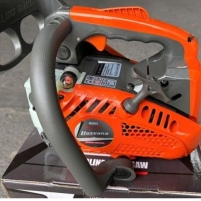 Hình ảnh Cưa Husvana HV-2500 có lam xích