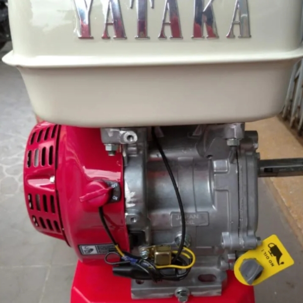 Photo - Máy nổ Yataka CS-460 (18HP) nhanh