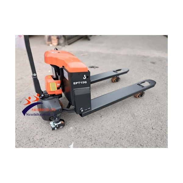 Photo - Xe nâng điện thấp 1500kg EPT15Q