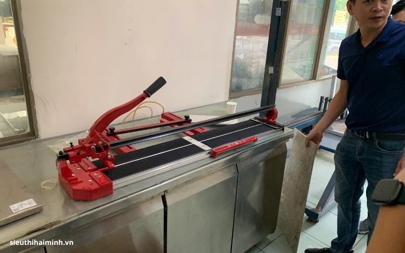 Lựa chọn thương hiệu và địa chỉ bán máy cắt gạch uy tín