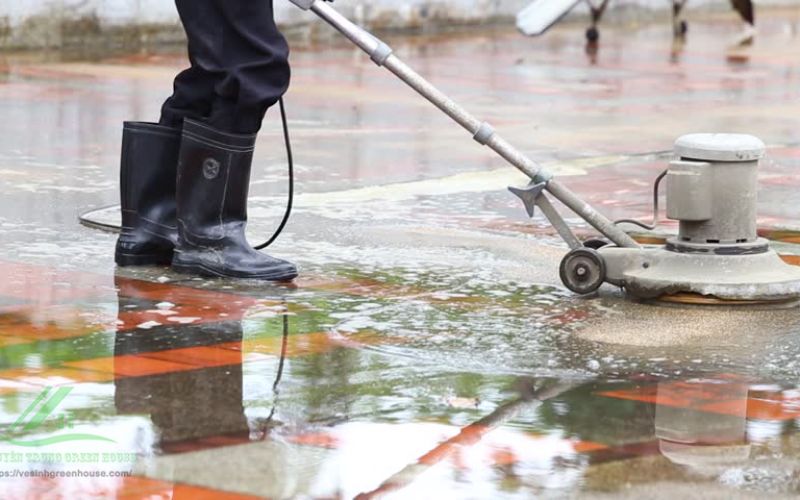 Ảnh hưởng của máy đánh bóng sàn lên nền gạch