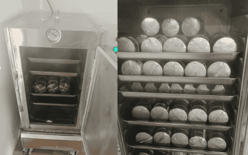 Cách tủ hấp hoạt động hấp chín giò chả trong mẻ