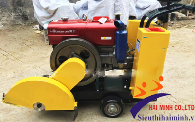  Ứng dụng của máy cắt đường bê tông đầu nổ D15 New