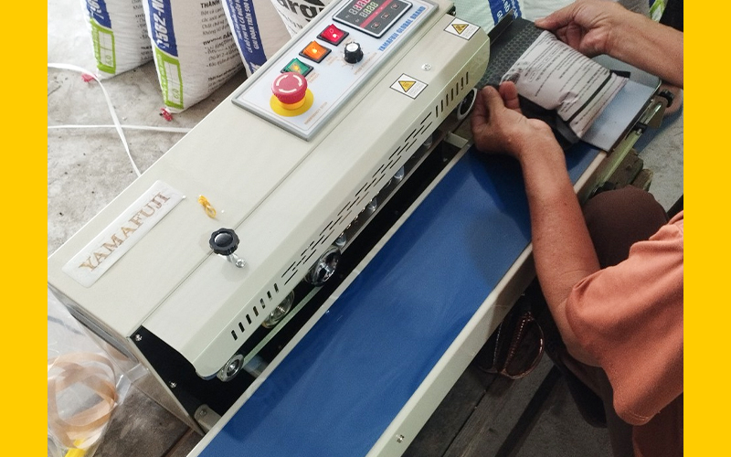 Máy hàn miệng túi Yamafuji FR750WP