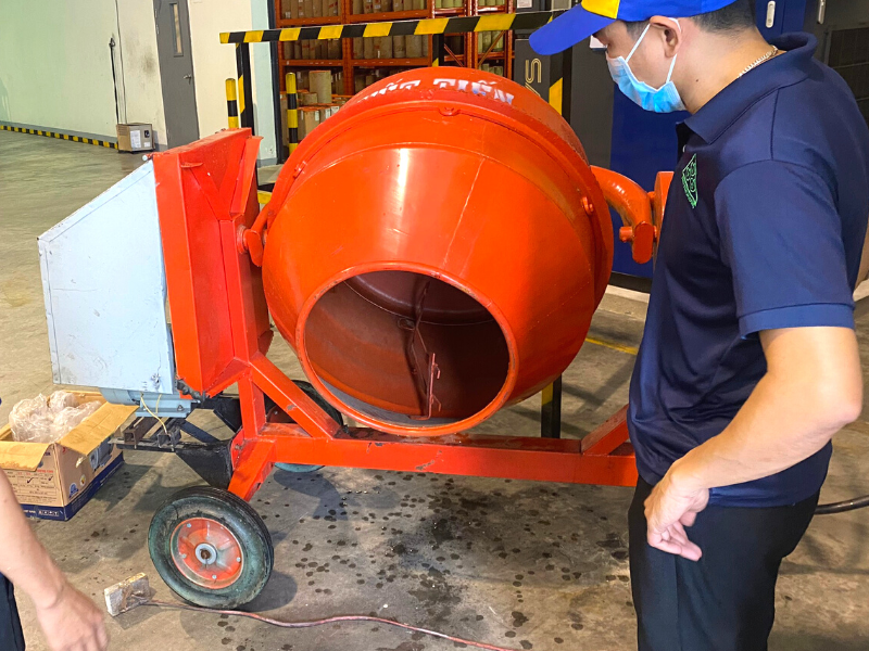 máy trộn bê tông 350l HM-F350