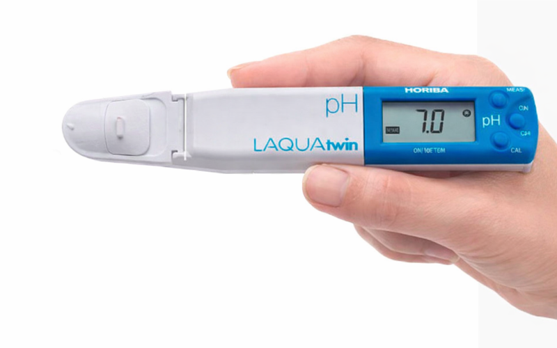 Máy đo pH Horiba pH 33 (Đặt hàng 8 tuần)