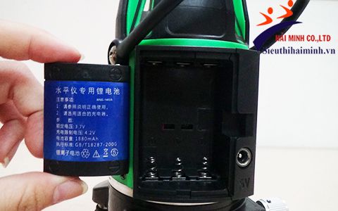 Pin và khay đựng pin của Máy cân mực 5 tia xanh Hitachi