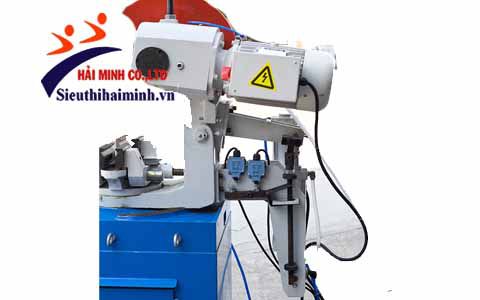 Máy cắt thủy lực JD-315AC được thiết kế mạnh mẽ hiện đại