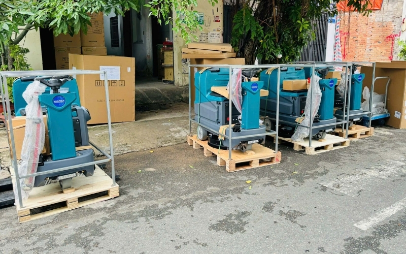 Hải Minh - tổng kho máy chà sàn Kraffer KF80A