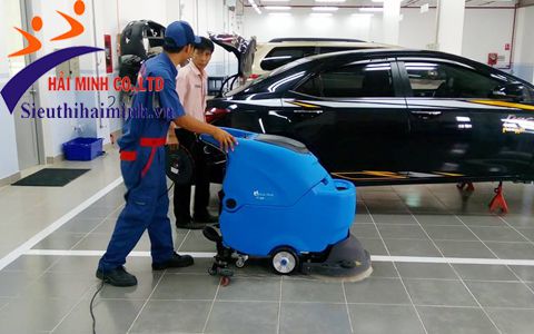 Sử dụng máy chà sàn CleanMaid TT50B