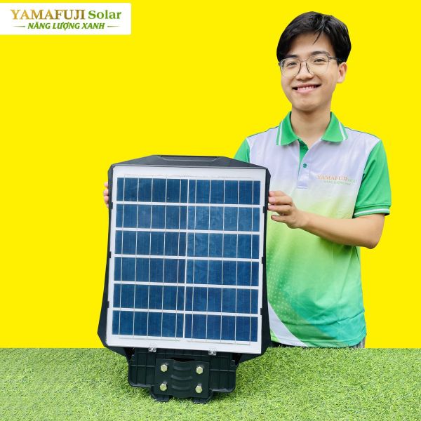 Photo - Đèn sân vườn năng lượng mặt trời Yamafuji Solar ISGL08A-300W