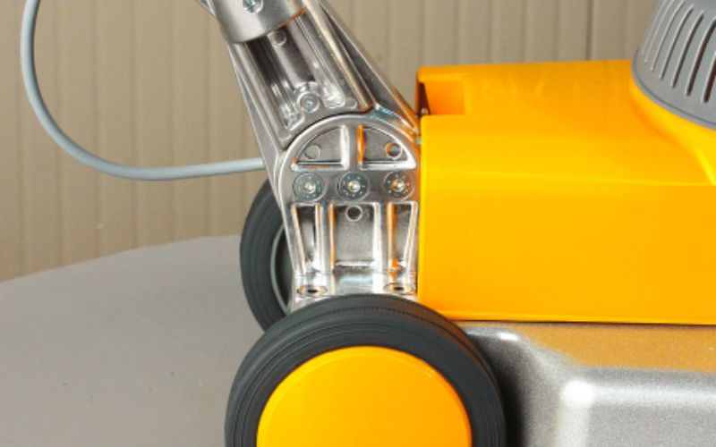 Bảo quản máy đánh sàn đơn GHIBLI & WIRBEL SB 143 L08