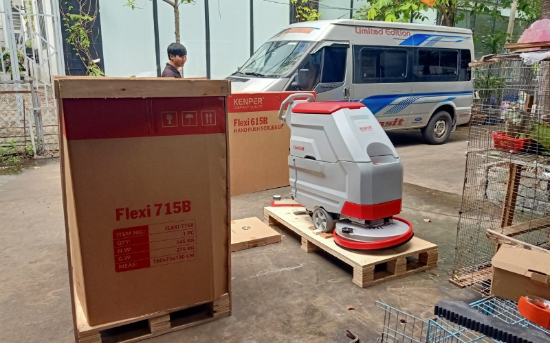 máy chà sàn liên hợp đẩy tay Kenper Flexi 615B