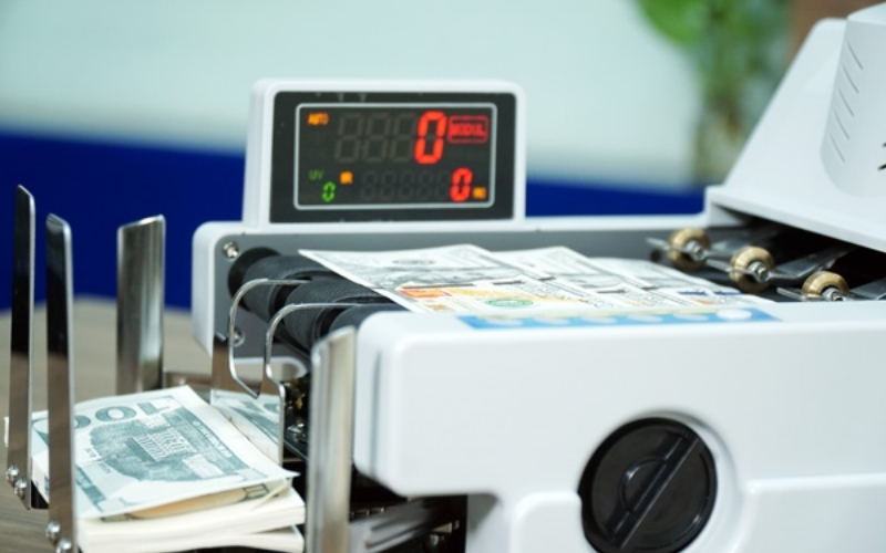 Thị trường dịch vụ thuê máy đếm tiền tại Hà Nội
