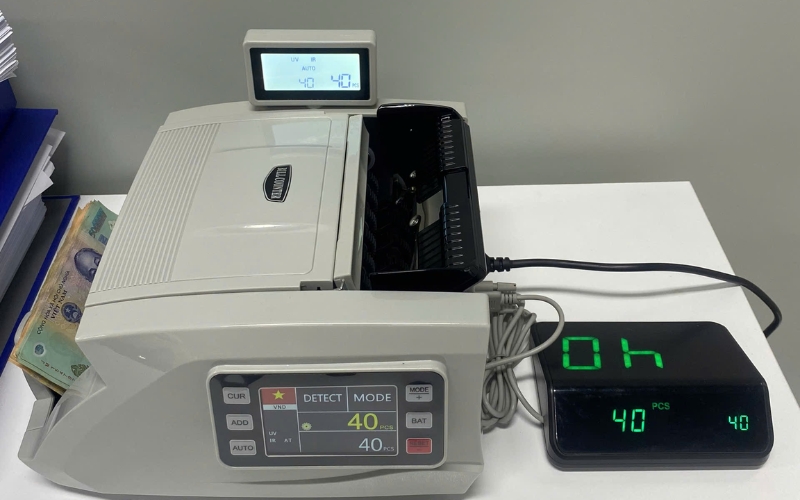 Máy đếm tiền Akio AD-96