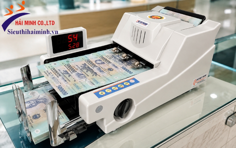 Thông số kỹ thuật máy đếm tiền B-6868
