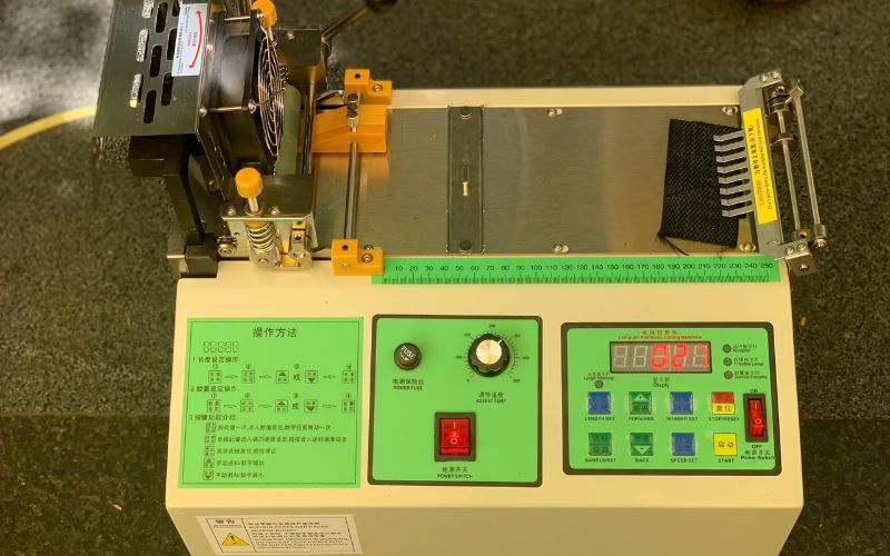 Máy cắt dây đai xéo bán tự động JL987