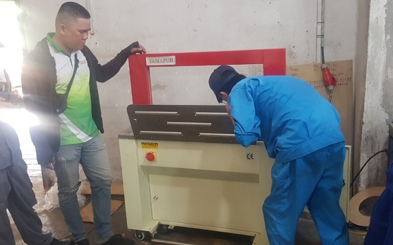 Máy đóng đai tự động Yamafuji A​P8040