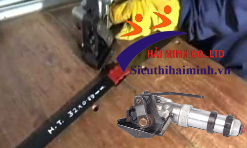 Sử dụng máy siết dây đai đóng đai thép dùng khí nén PPT T-177R